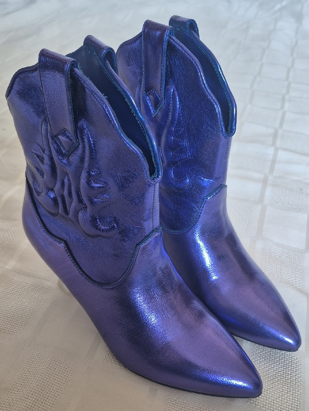 Katy Perry Collections Metallic Purple Pointed-Toe Western Annie O Ankle Boots